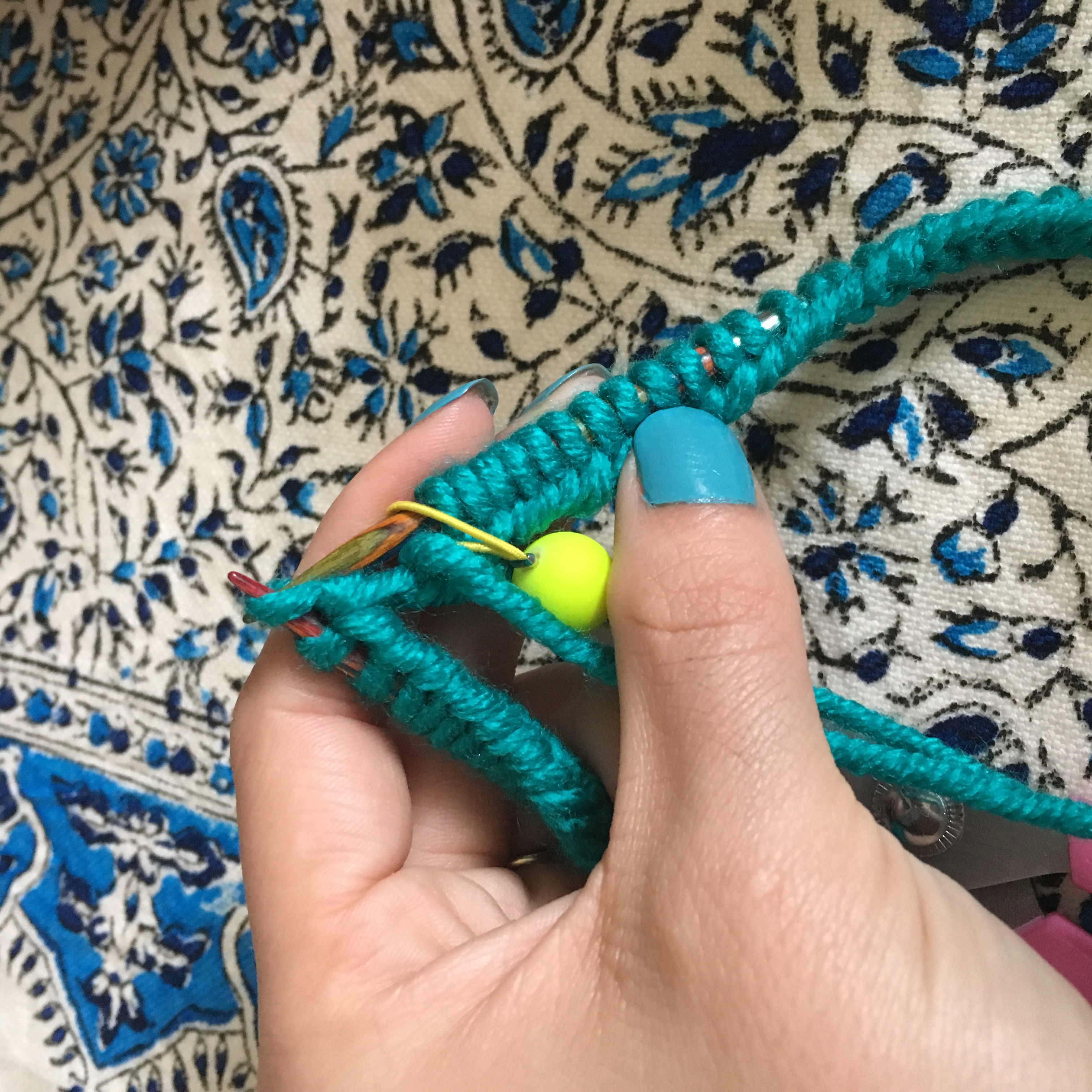 How to Join in the Round with Circular Needles 